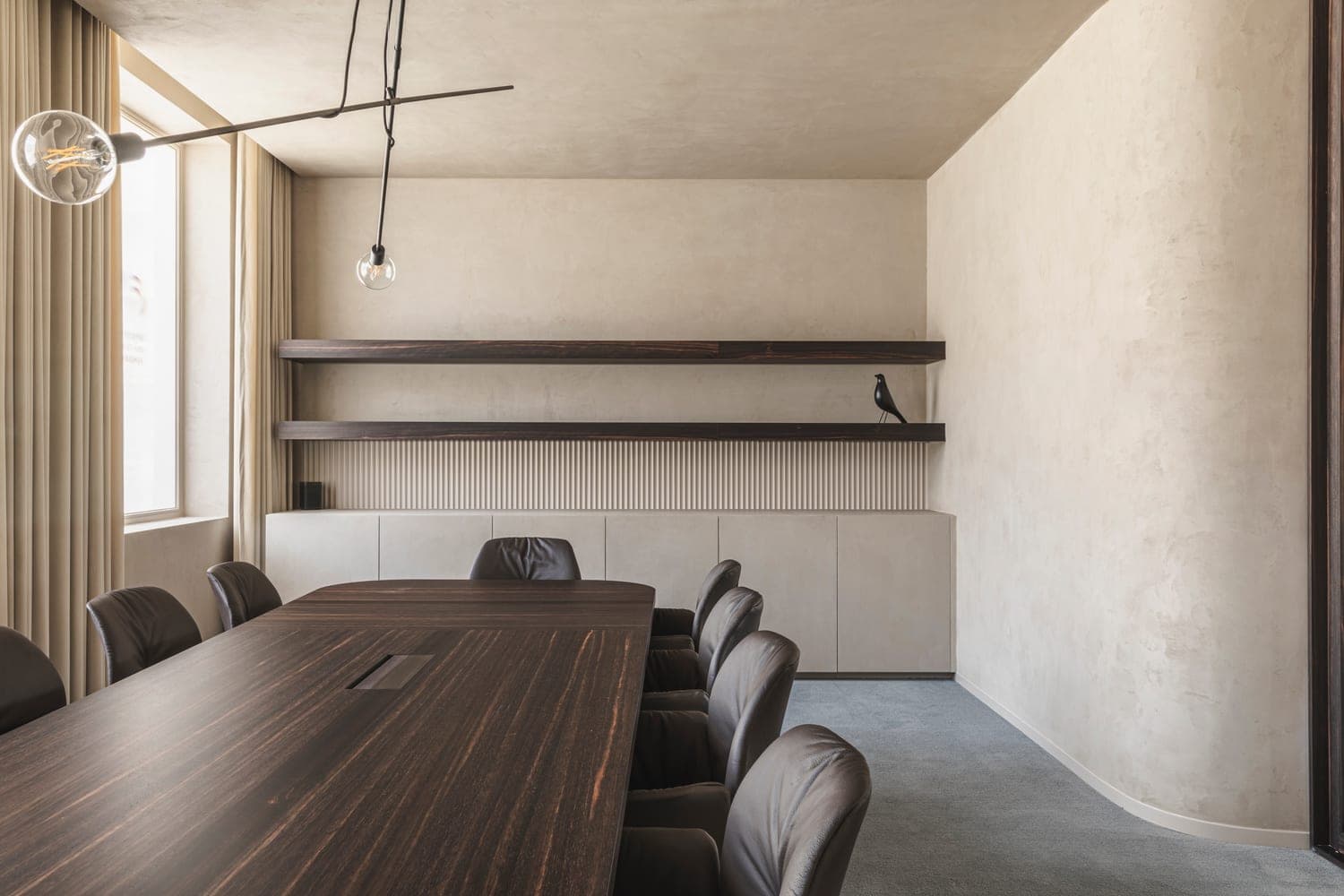 A space finished in Crustal by Stoopen & Meeûs.