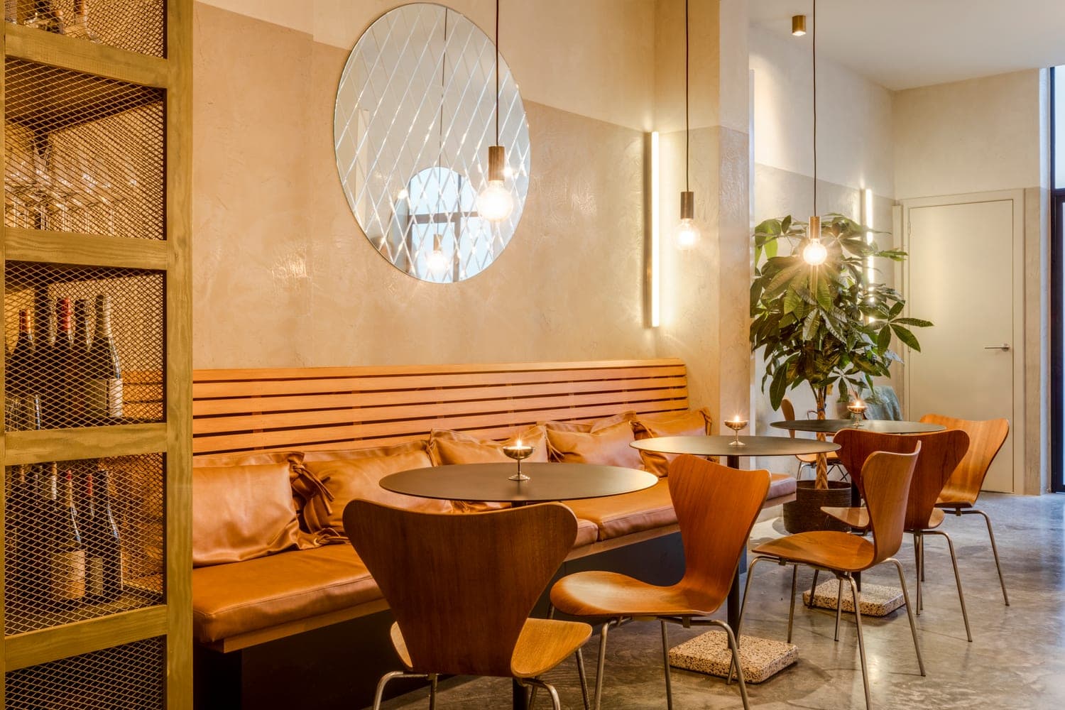 A space finished in StucDeco by Stoopen & Meeûs.
